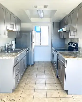 4331 SANDERLING Circle 48 Kitchen