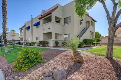 101 Luna Way 136 