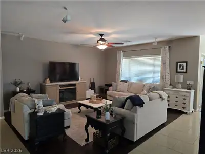 5992 Quintillion Avenue, Las Vegas, NV 89122 Living Room