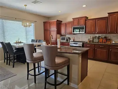5992 Quintillion Avenue, Las Vegas, NV 89122 Kitchen