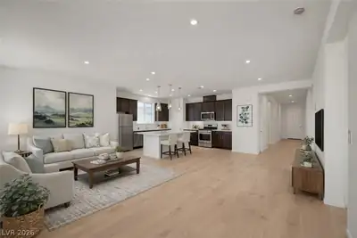 1021 Venice Avenue, Henderson, NV 89015 Living Room