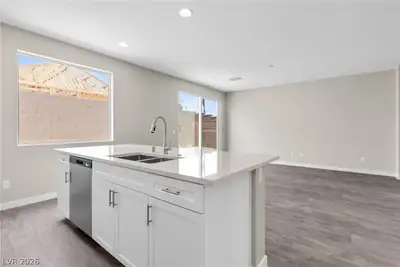 10507 South Lisa Lane Kitchen