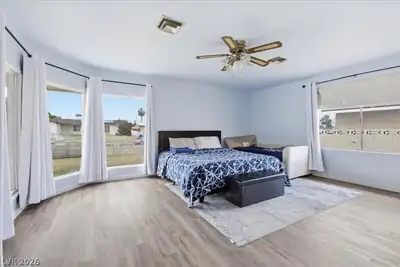 4075 Pepe Circle, Las Vegas, NV 89121 Primary Bedroom