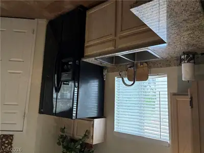 6480 Annie Oakley Drive 624 Kitchen