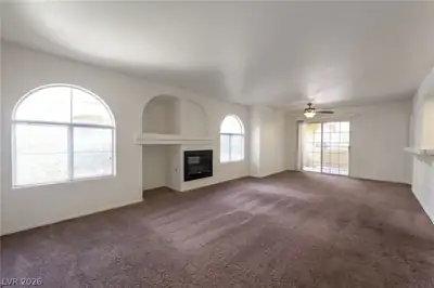 7950 West Flamingo Road 1019 Living Room