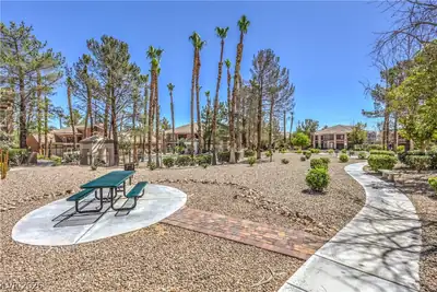 1509 Blackcombe Street 204 Yard