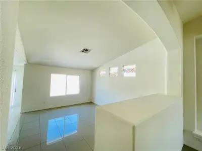8134 Dinsmore Drive, Las Vegas, NV 89117 