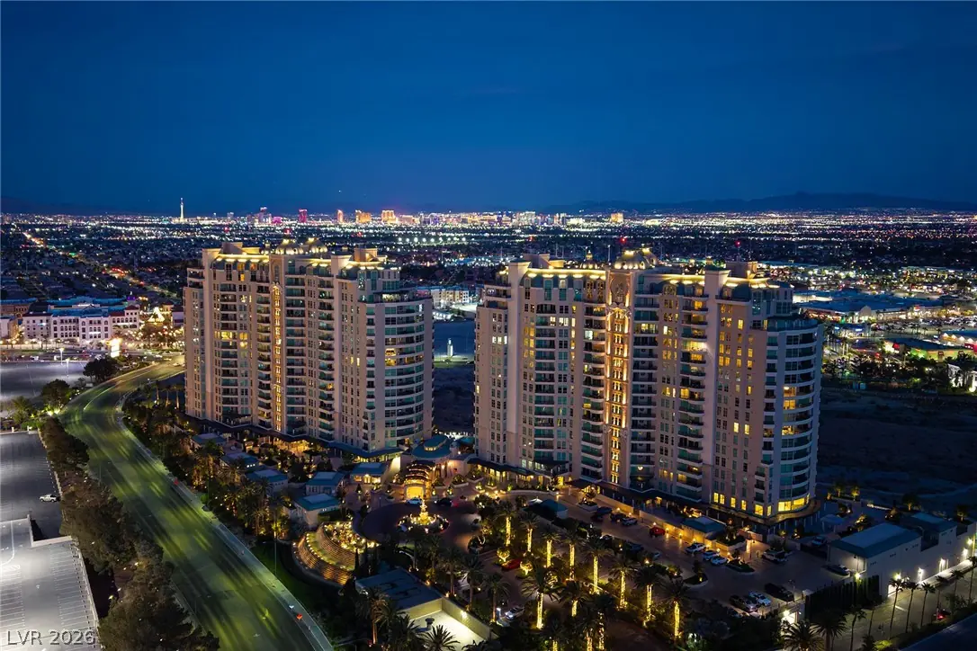 9101 Alta Drive 1401