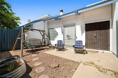 4288 Kona Coast Way, Las Vegas, NV 89121 Patio