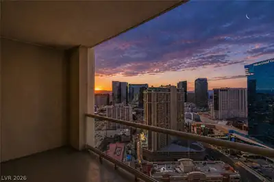 135 East HARMON Avenue 3209 Las Vegas, NV 89109