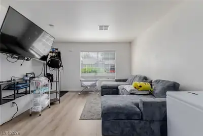 2122 Sleepy Court 2122 Living Room