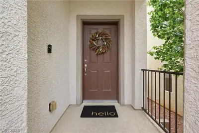 6984 Comiskey Park Street, Las Vegas, NV 89166 Entry
