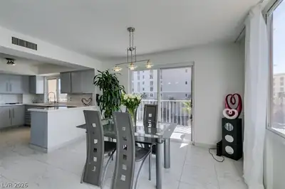 205 East Harmon Avenue 511 Dining Area