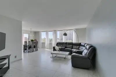 205 East Harmon Avenue 511 Living Room