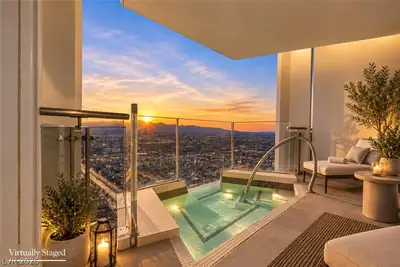 4381 West Flamingo Road 5701 Balcony
