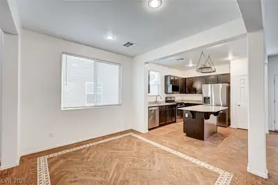 10837 Hunters Green Avenue, Las Vegas, NV 89166 