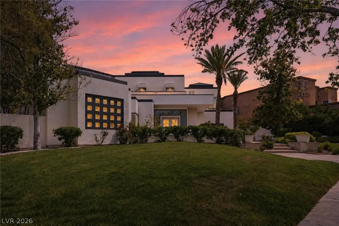 8821 Greensboro Lane, Las Vegas, NV 89134