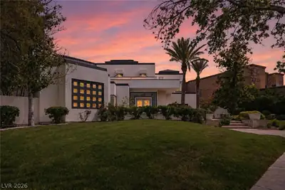 8821 Greensboro Lane, Las Vegas