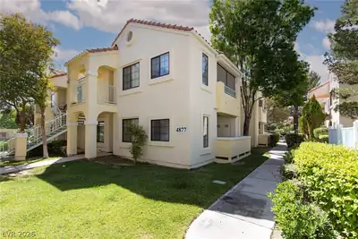 4877 South Torrey Pines Drive 105, Las Vegas