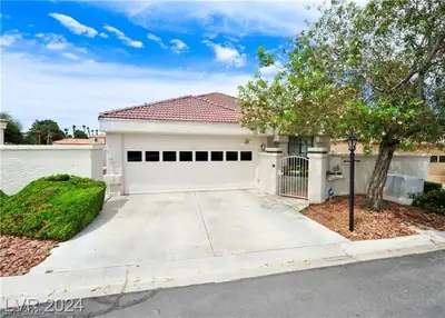 7268 Drifting River Court 