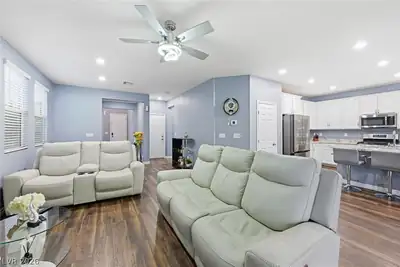 2740 Aldine Court, Las Vegas, NV 89142 Living Room