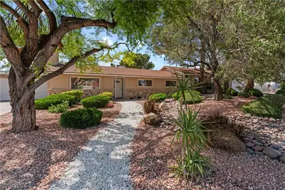 2635 El Camino Road, Las Vegas, NV 89146 