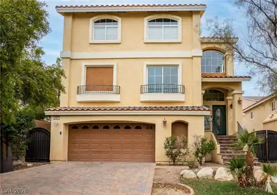 8467 East BISMARK SAPPHIRE Street Las Vegas, NV 89139