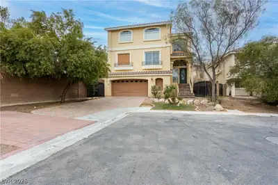 8467 East BISMARK SAPPHIRE Street Front of Structure