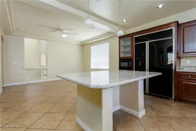 8467 East BISMARK SAPPHIRE Street Kitchen