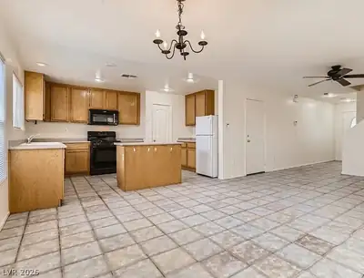11940 White Lilly Street, Las Vegas, NV 89183 