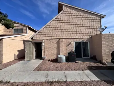 5245 Golden Lane Las Vegas, NV 89119