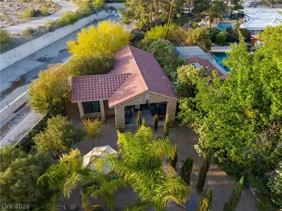 300 East Lacy Lane, Las Vegas