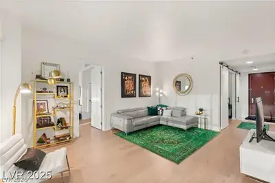 4525 Dean Martin Drive 1007 