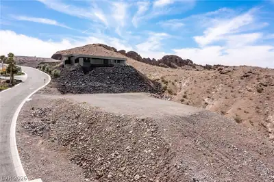 637 Dragon Peak Drive, Henderson, NV 89012 