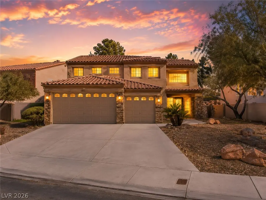 8404 Bay Crest Drive, Las Vegas, NV 89128