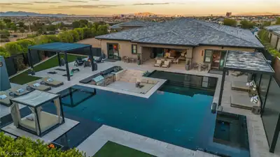 6937 Rainstone Street, Las Vegas