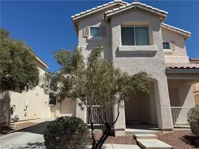 8930 Catfish Stream Avenue Las Vegas, NV 89178