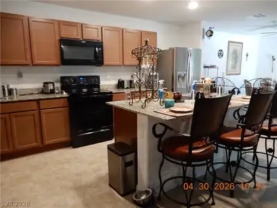 3557 East Garfield Drive Kitchen