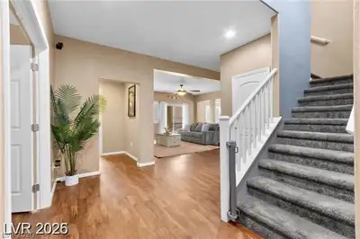 6425 Scotts Crossing Street, Las Vegas, NV 89166 