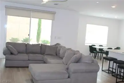 8831 Sasquatch Run Avenue, Las Vegas, NV 89166 