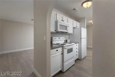 1814 North Decatur Boulevard 202 