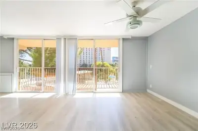 205 East Harmon Avenue 409 