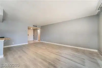 205 East Harmon Avenue 409 