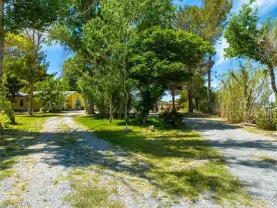 5220 Squaw Valley, Pahrump, NV 89061 