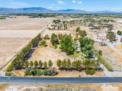 5220 Squaw Valley, Pahrump, NV 89061 