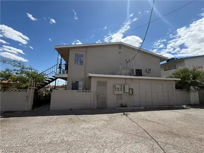 5032 Pebble Beach Boulevard Las Vegas, NV 89108
