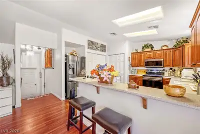 1020 Hollyhock Drive, Henderson, NV 89011 Kitchen