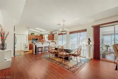 1020 Hollyhock Drive, Henderson, NV 89011 Dining Area