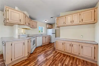 2801 Ambler Way, Pahrump, NV 89060 Kitchen