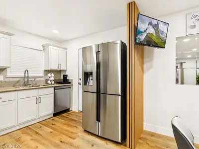 6205 Shawnee Avenue, Las Vegas, NV 89107 Kitchen